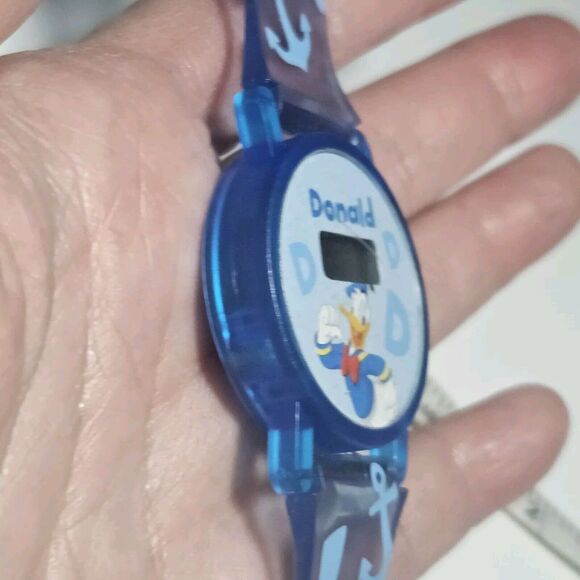 Vintage Disney By SII Donald Duck Digital Watch MD0027 Needs New Battery - Picture 3 of 14